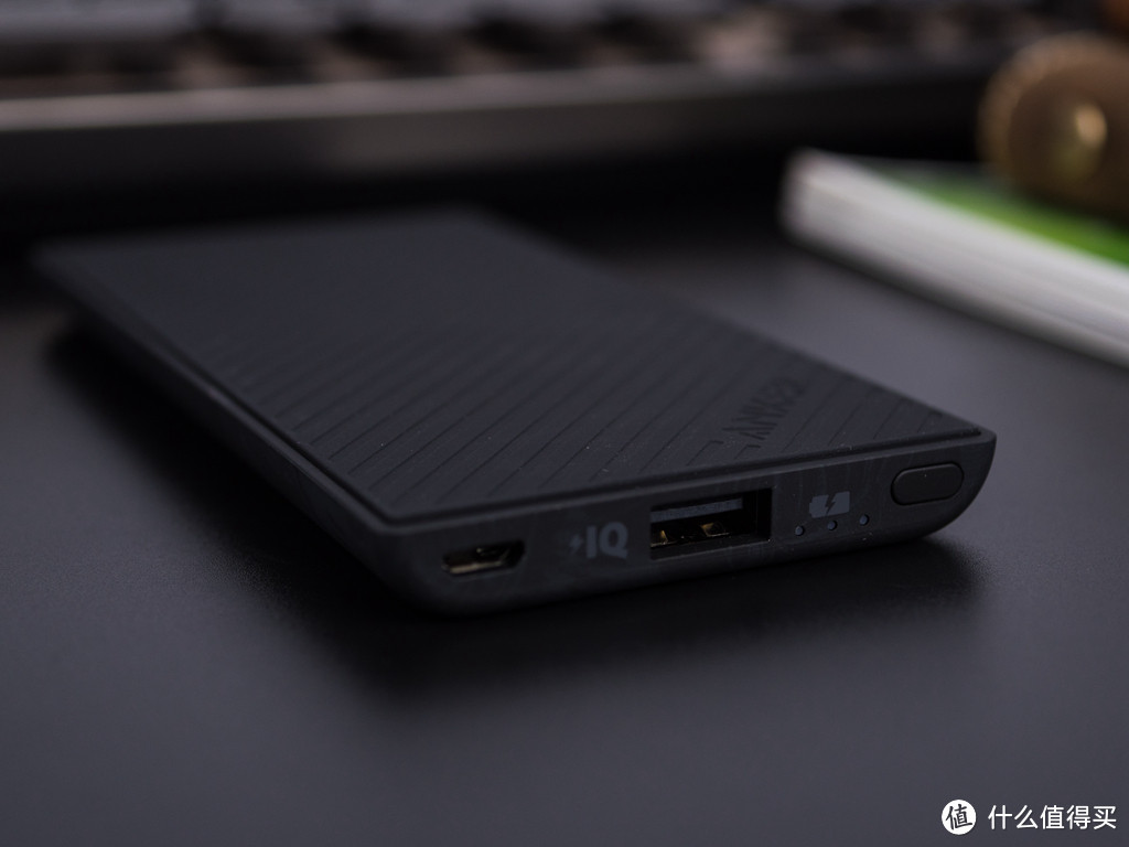 星巴克联名定制，Anker PowerCore Slim 5000移动电源体验