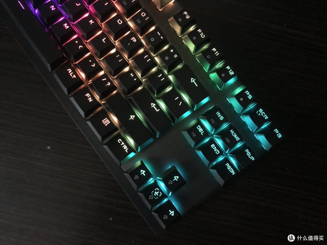 极窄边框：摩豹K82键盘测评+拆解