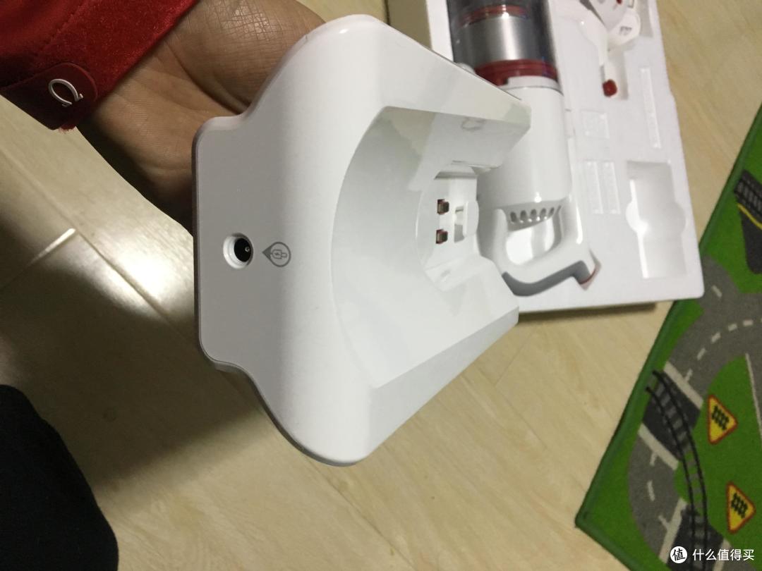 连接适配器的接口在下边