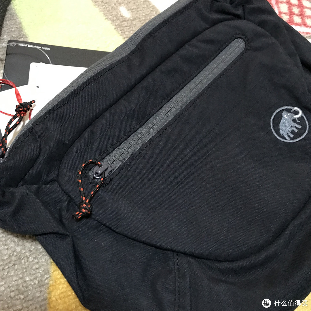 小巧轻便!猛犸象(MAMMUT)户外休闲挎包