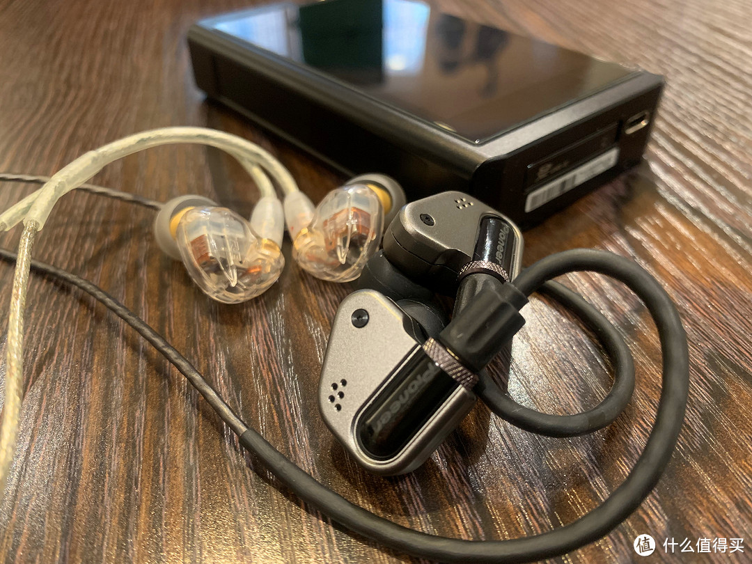 为“电音”而生的HIFI耳机：先锋 CRV-70 大妈首发评测