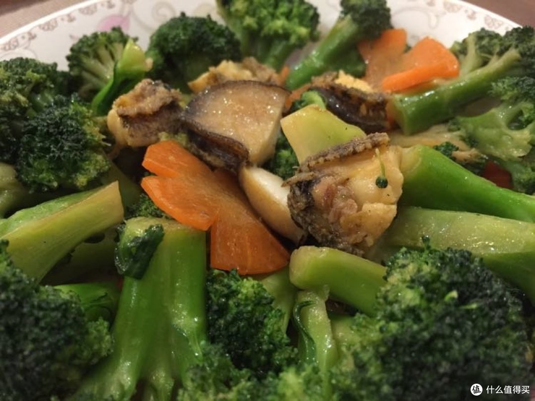 玉盘珍馐今日聚-晒晒一个宁波普通家庭的年夜饭