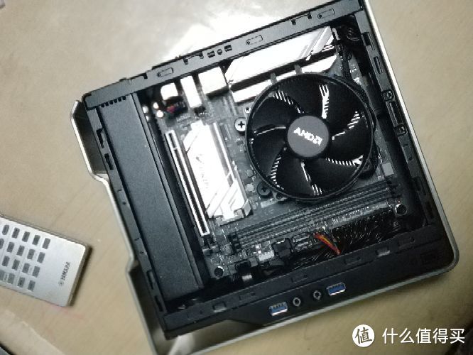 老鸟之ITX之行-迎广肖邦+技嘉B450i+AMD2400G