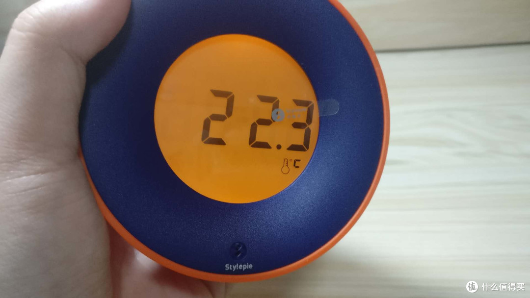 独具特色的电子闹钟,翻翻重力闹钟评测