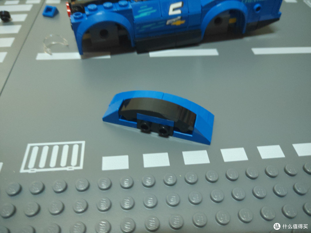 新零件,新玩法——LEGO 乐高 超级赛车系列 75891 雪佛兰科迈罗ZL1赛车 开箱