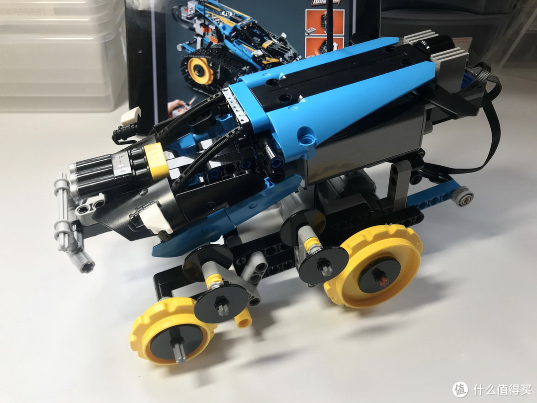 LEGO 乐高 拼拼乐 篇217：2019年科技系列 42095 遥控特技赛车