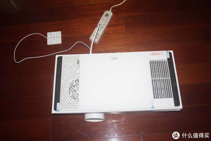 省电又升温快,是时候给家里的浴霸升级了——三竹 SFC01Q 双电机多功能智能暖风浴霸