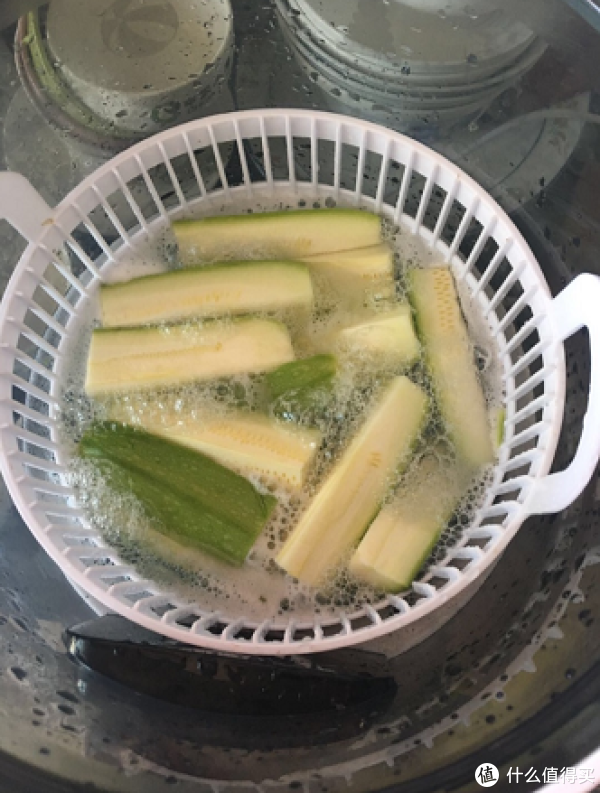 这台食材净化机最擅长消毒杀菌,春节吃喝有它不担忧!