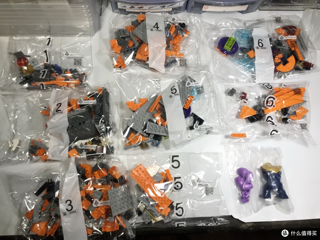 LEGO 乐高 拼拼乐 篇220:现实之石到来,超级英雄系列 76107 灭霸:终极之战