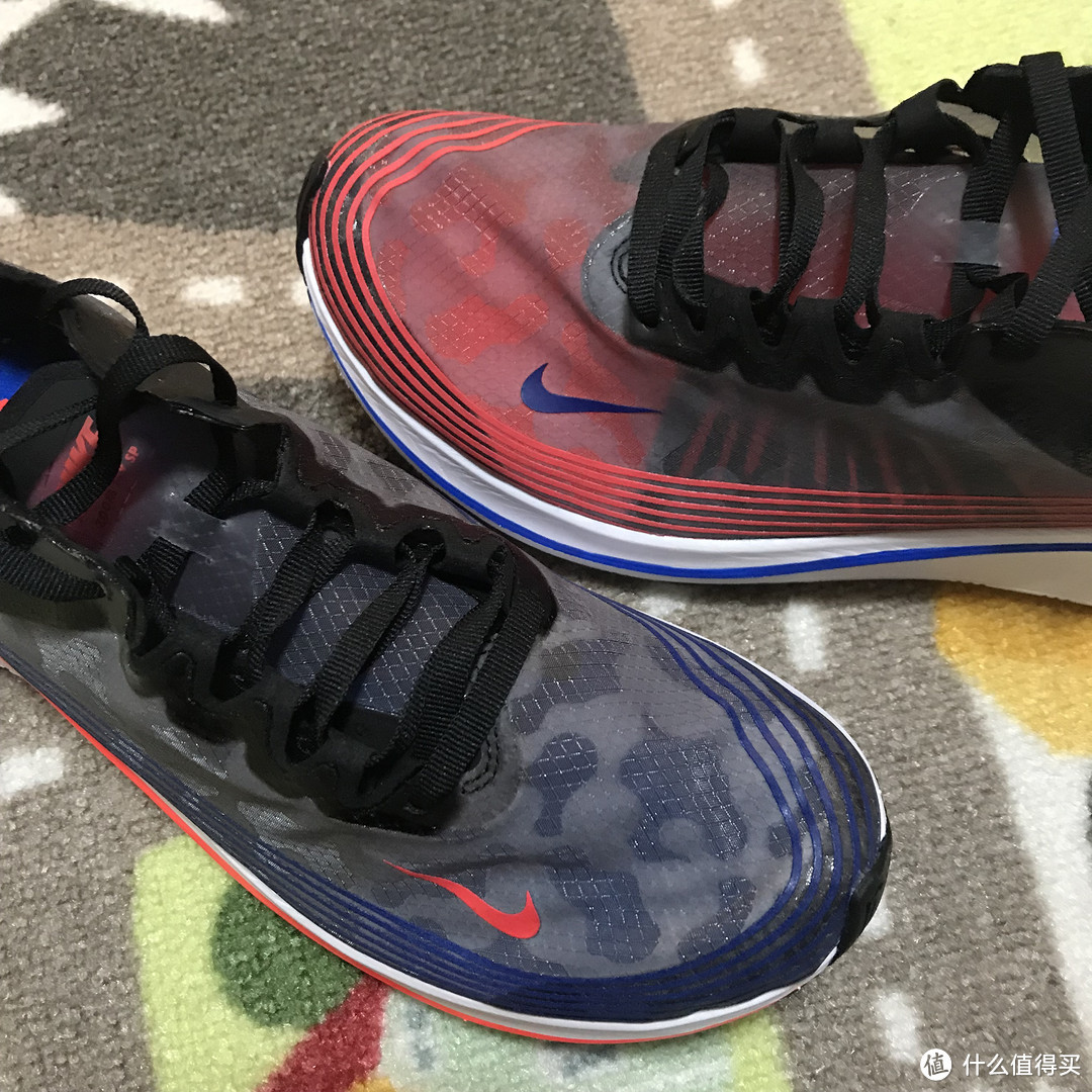 上马限定鸳鸯配色的Nike Zoom Fly SP SHM