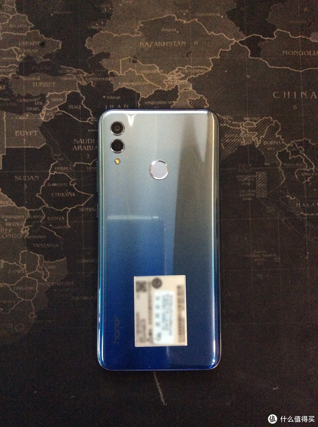 开箱篇一荣耀10青春版预算1500的全面屏拍照の过渡机开箱