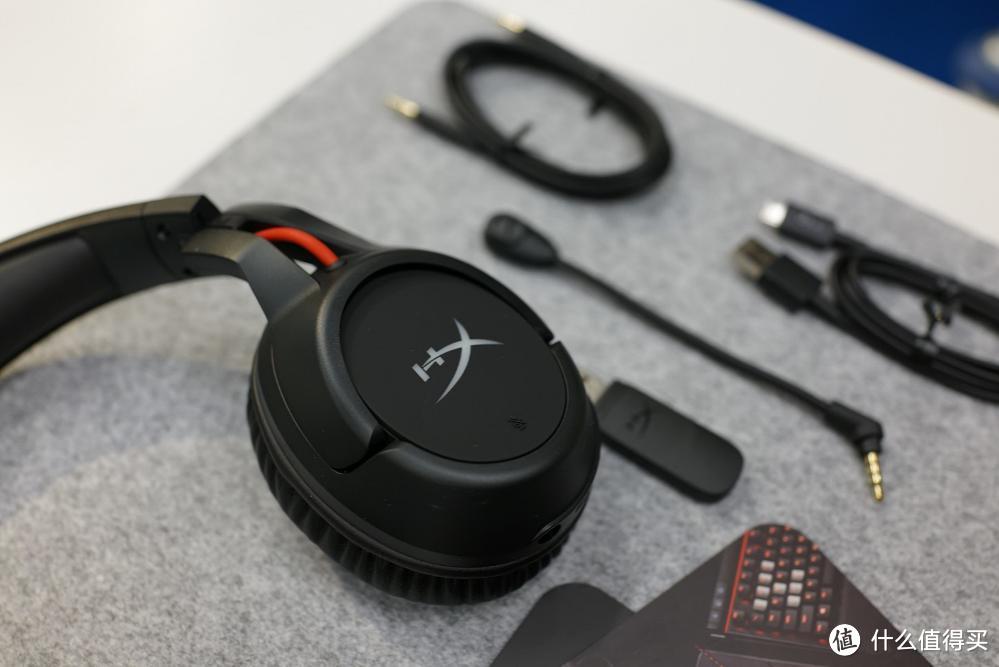 无约束才能痛快玩——HyperX Cloud Fight天箭无线耳机开箱小评