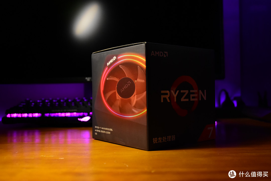 风头不能让别人全占了!AMD Radeon™ VII 来也!