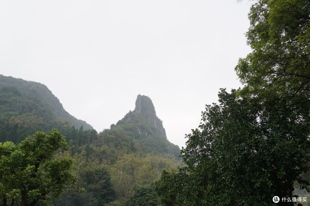 领略绿水青山,感受拥挤山路,初一去弄拉古寺