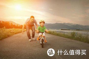 秋季带娃出行，少不了的就是那辆“童车”