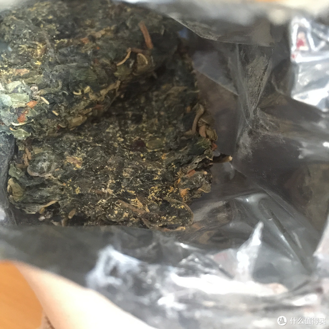 上火车无聊又肚饿可怎么办，年货礼盒解救你