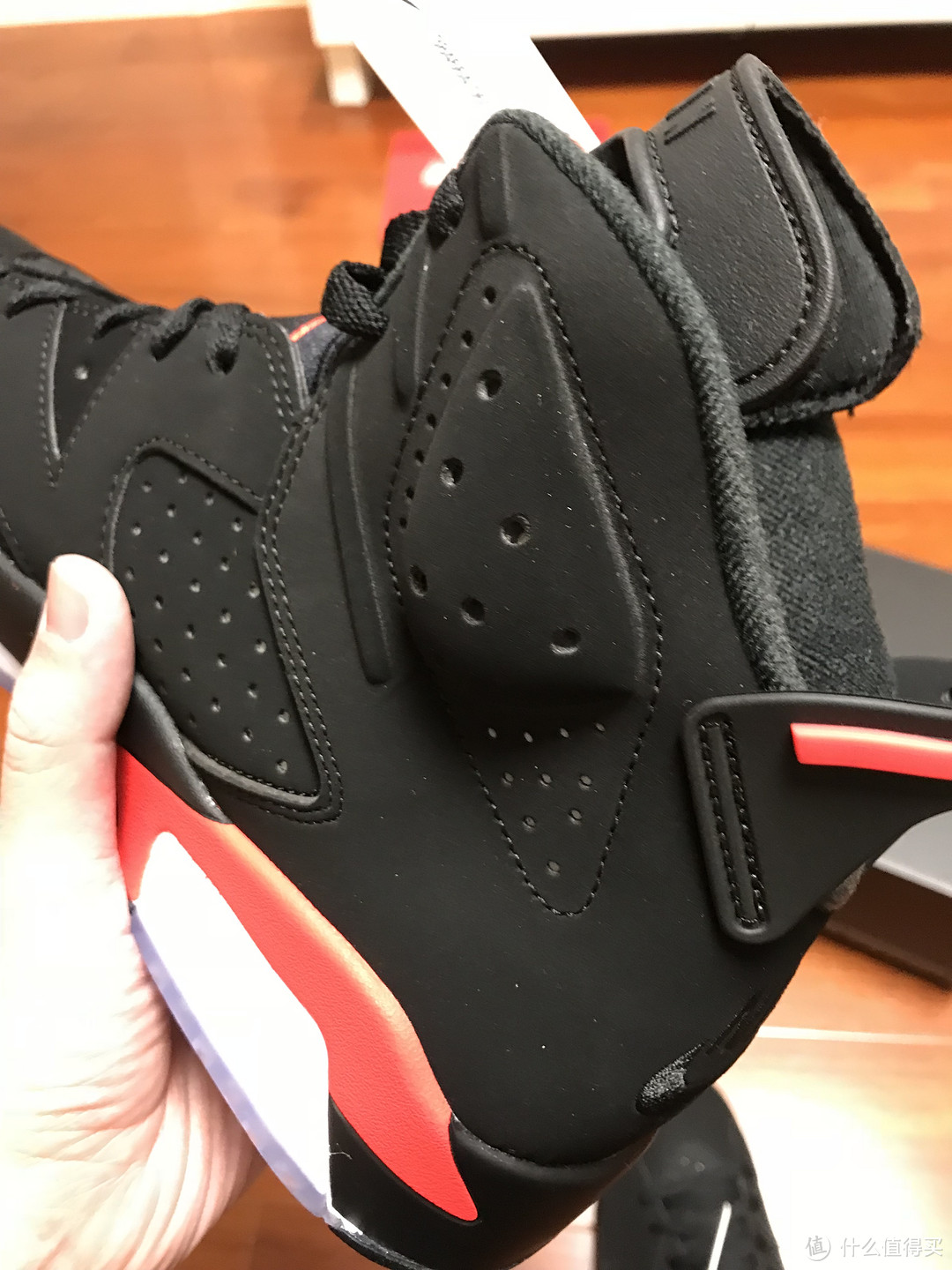 黑红 Air Jordan 6 OG， 今年第一双重磅复刻