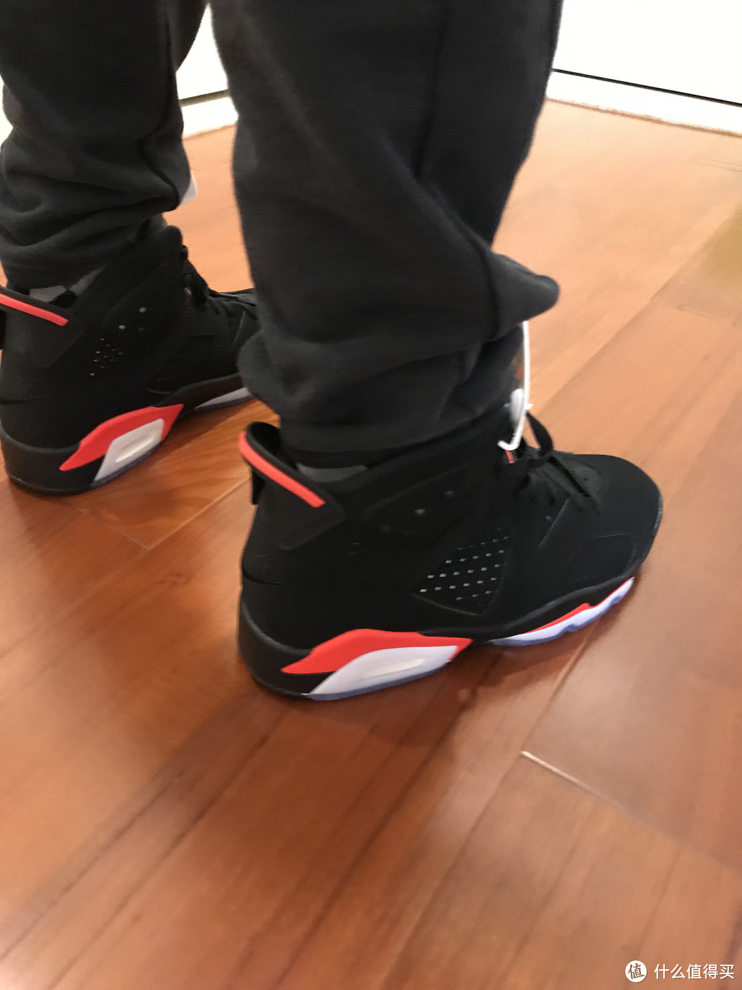 黑红 Air Jordan 6 OG, 今年第一双重磅复刻