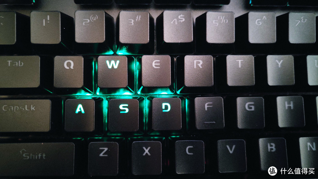 可以不喜欢RGB，但不能不尝试：达尔优EK925流光机械键盘