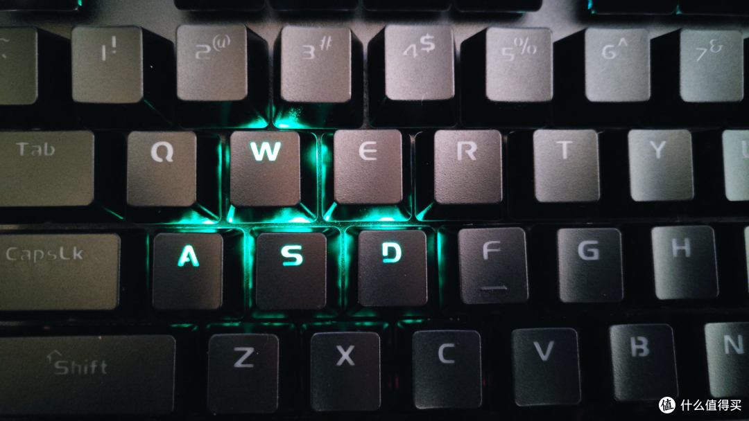 可以不喜欢RGB,但不能不尝试:达尔优EK925流光机械键盘