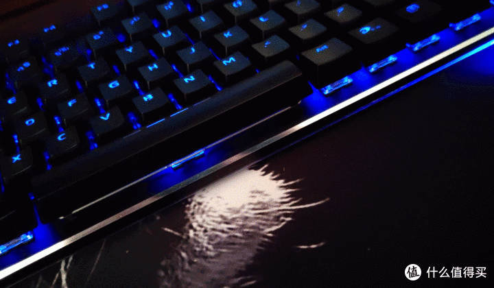 可以不喜欢RGB,但不能不尝试:达尔优EK925流光机械键盘