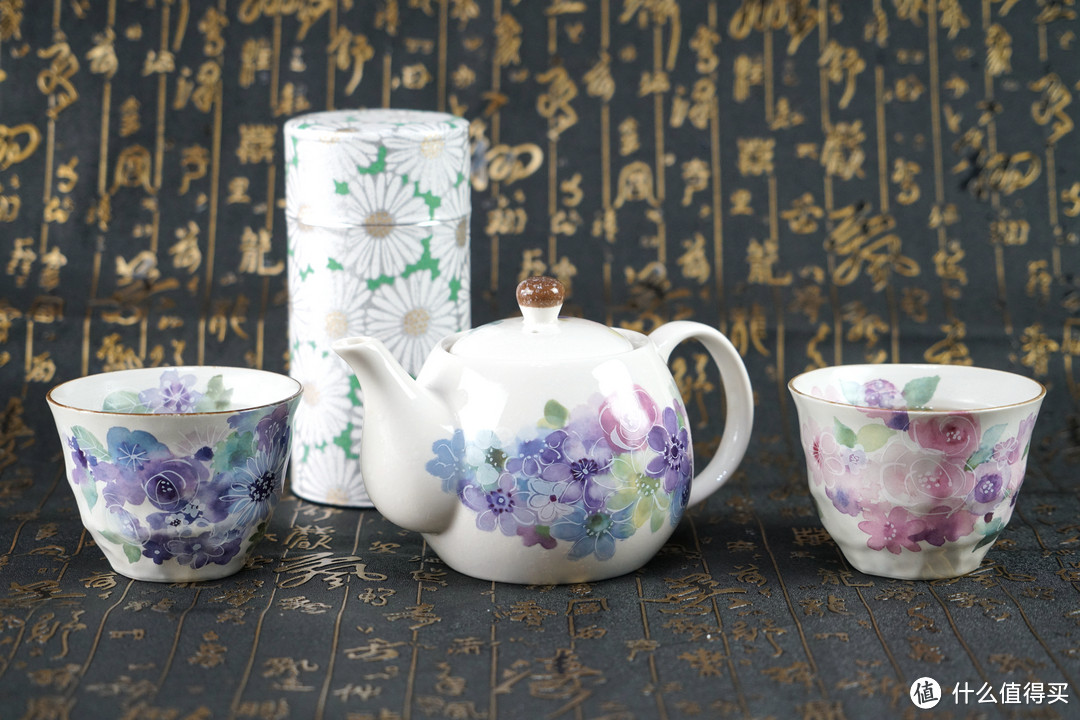茶与茶器：Ceramic 和蓝 美浓烧 花工房 茶壶双杯套装+AHMAD 亚曼 阿萨姆红茶品鉴