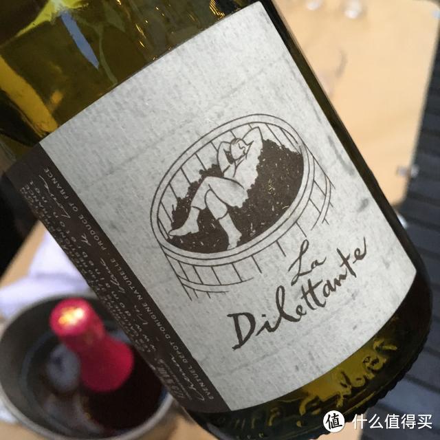 手套侃酒 篇一：请给我一杯不“自然”的葡萄酒，谢谢！