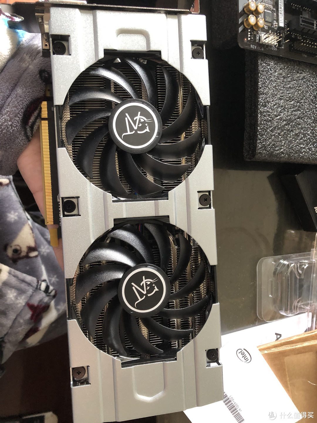 全新的肥猫家GTX770 4G版，不知道他们哪里来的芯片