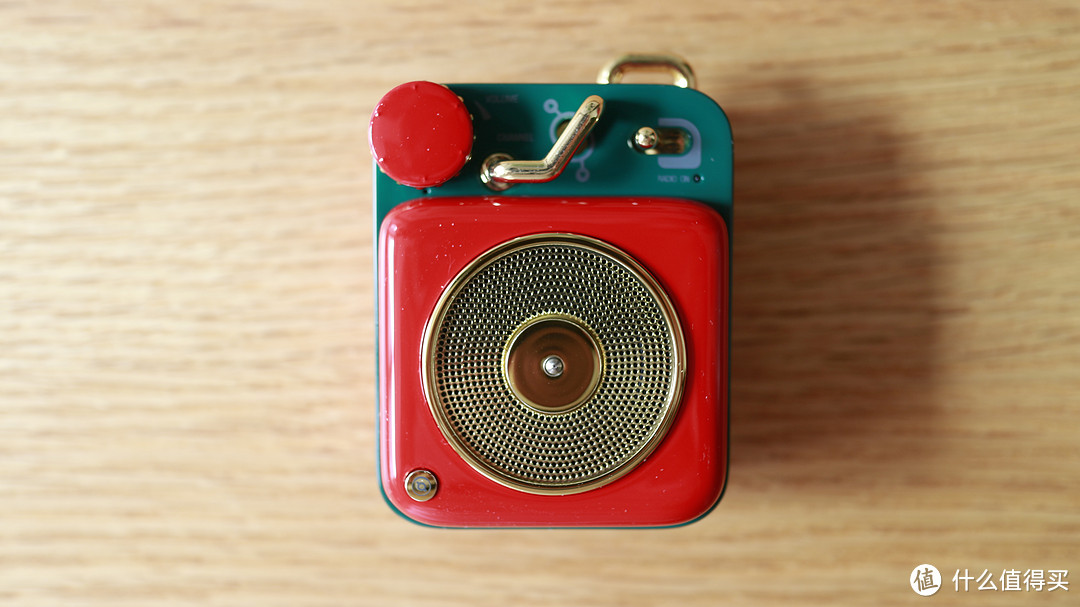 圣诞小确幸，大妈给的爱----猫王原子唱机B612便携式蓝牙音箱使用体会