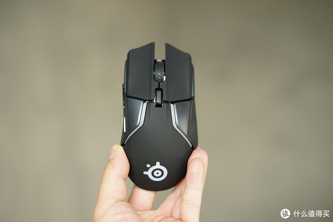 *级硬核加信仰加持:赛睿Rival 650 无线双模鼠标上手体验