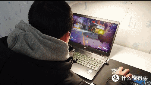 *级硬核加信仰加持:赛睿Rival 650 无线双模鼠标上手体验