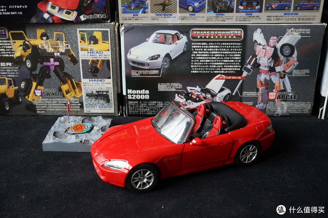 精美的金属车模,永远的变形金刚:TAKARA TOMY 变形金刚 BinalTech系列收藏展
