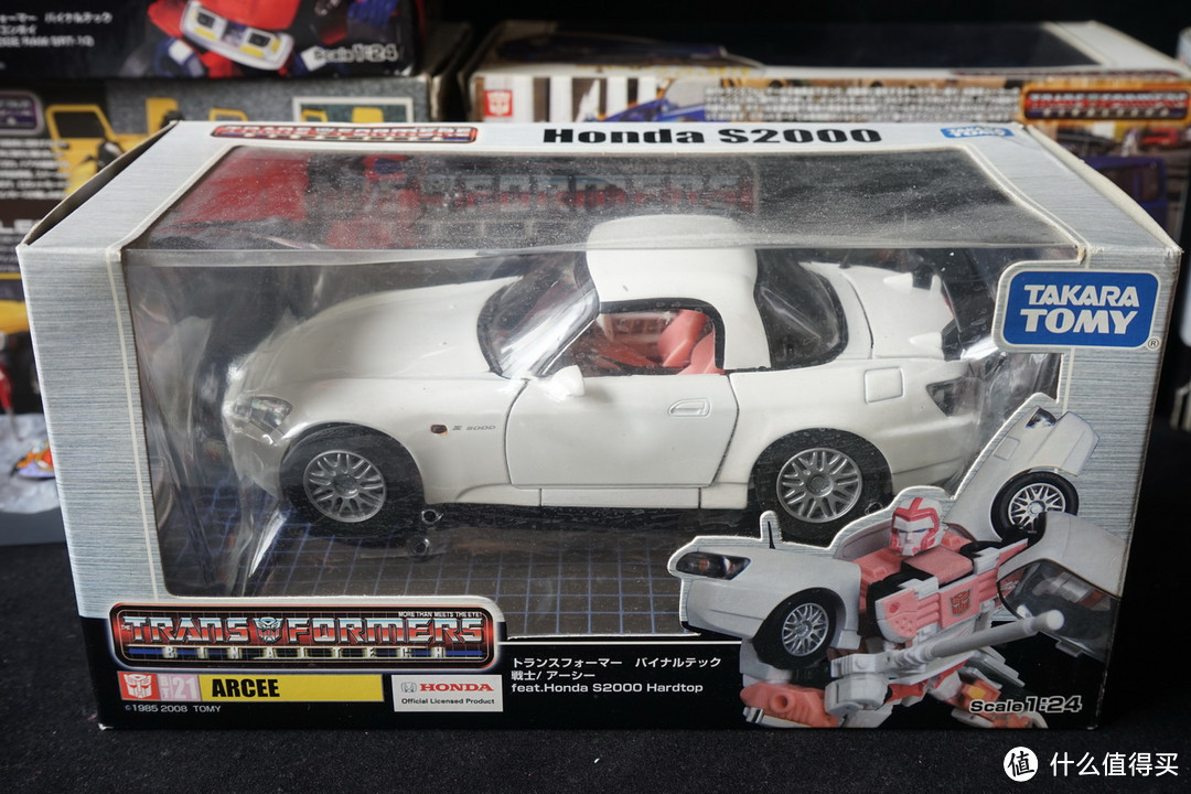 精美的金属车模,永远的变形金刚:TAKARA TOMY 变形金刚 BinalTech系列收藏展