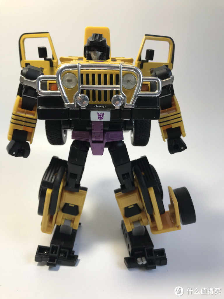 精美的金属车模,永远的变形金刚:TAKARA TOMY 变形金刚 BinalTech系列收藏展