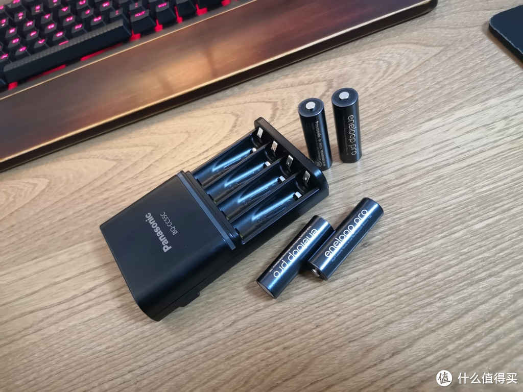 为闪光灯续命 松下eneloop Pro充电电池使用 电池 什么值得买