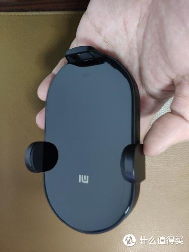 车载十八般兵器之手机最佳伴侣--小米20W无线