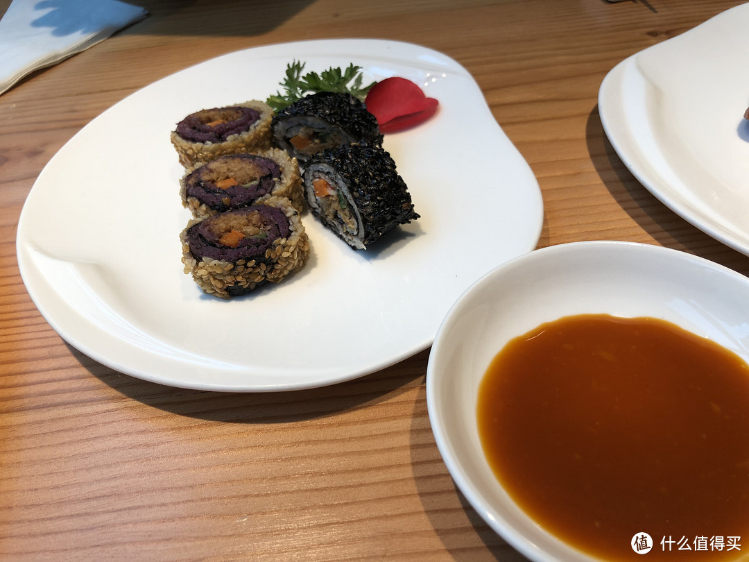 素菜荤烧,别有风味,探访枣子树素餐厅