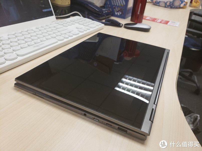 来不及解释了快上车!躲在被窝里偷笑吧!联想yoga7pro简单开箱