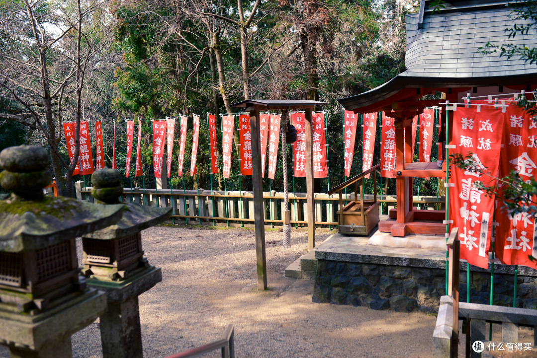 祈求福气和财运的金龙神社。