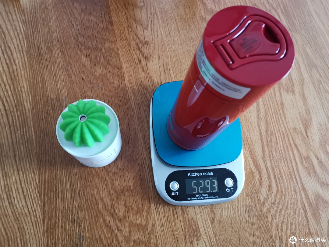 便携式电热水杯，是神器还是鸡肋？山贼君亲测为你揭晓！