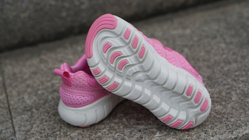 FREETIE儿童运动鞋使用总结(设计|舒适性|耐用性)