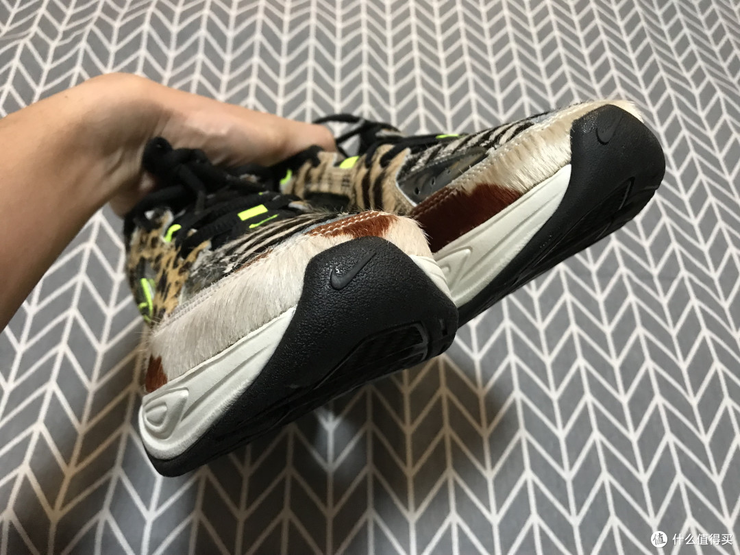 NIKE M2K TEKNO 野生动物