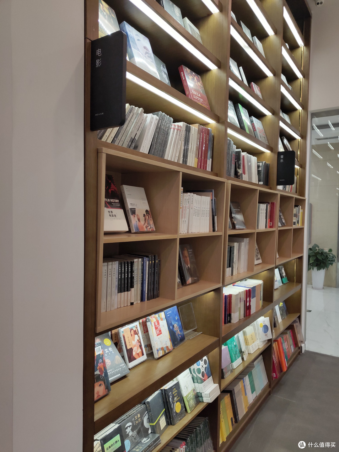 城市与书店:梨枣书店初探,宁波文艺青年打卡新地标?!