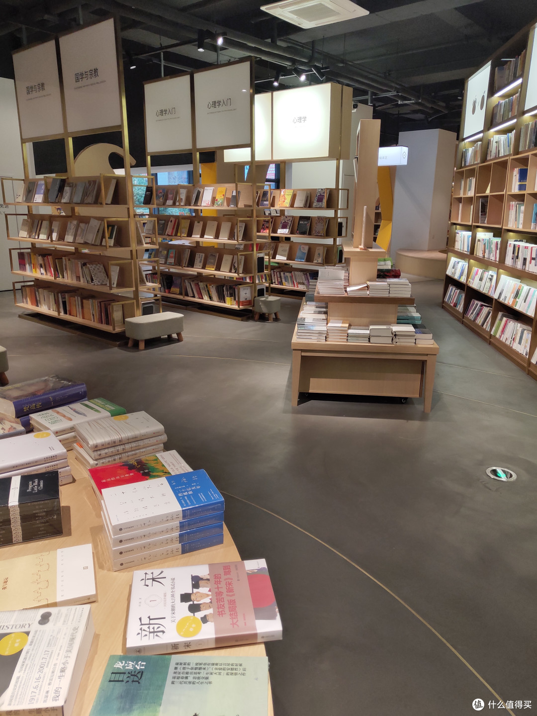 城市与书店:梨枣书店初探,宁波文艺青年打卡新地标?!