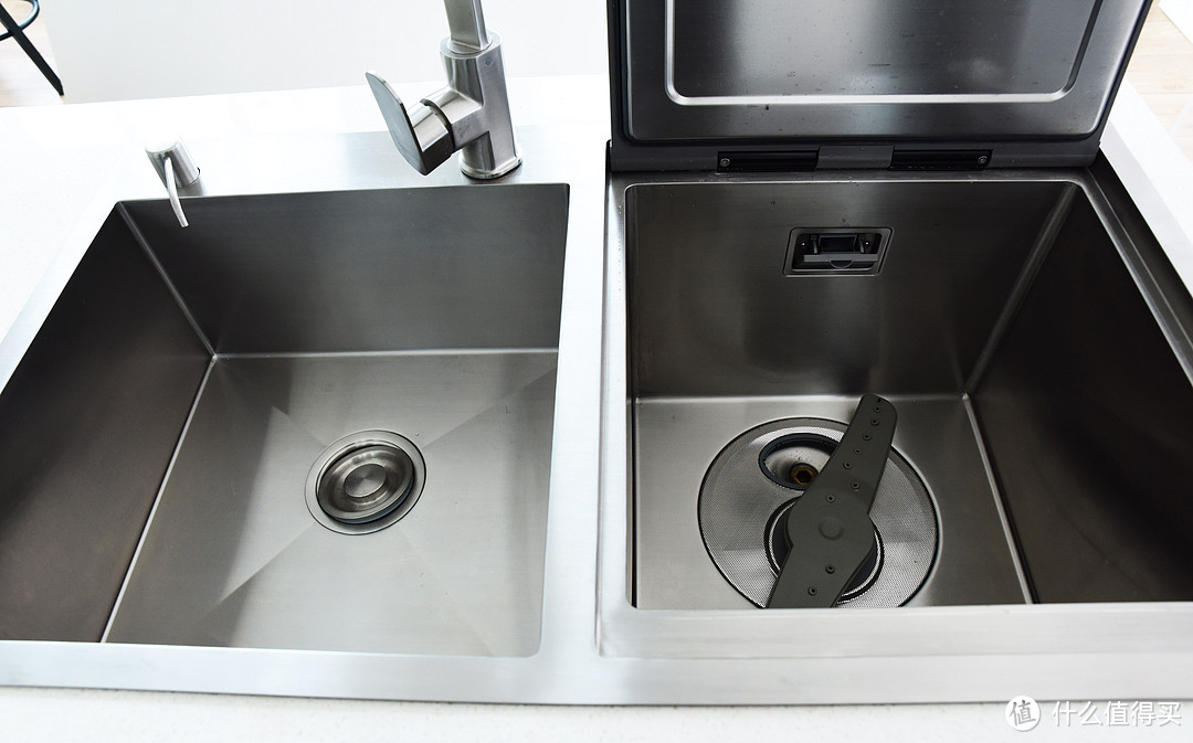 德普凯信水槽洗碗机测评：不弯腰不伤手，超声波去农残，比手洗更干净！
