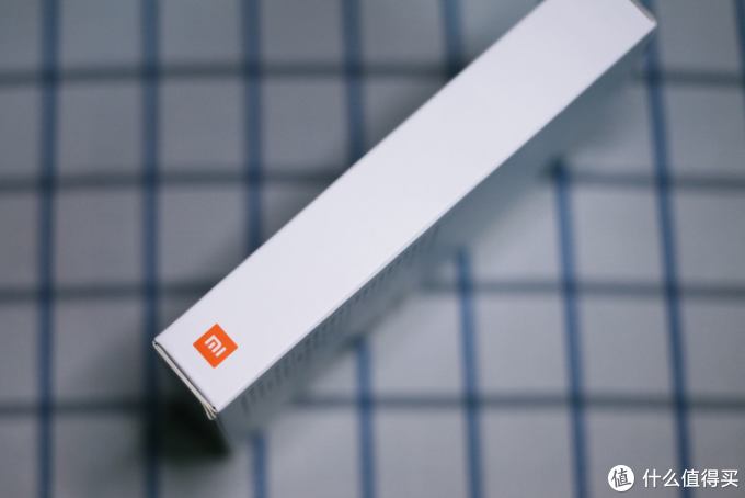 小米新品如何?「无线」充电宝上手使用经验分享