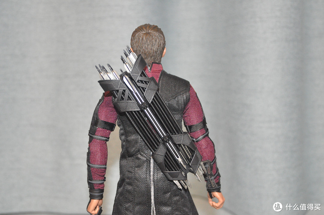 复仇者联盟 篇十:hottoys 复仇者联盟 奥创纪元 hawkeye 鹰眼2