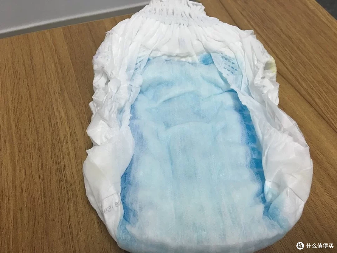 实力测评!传说中兼顾柔爽与瞬吸的一级帮拉拉裤