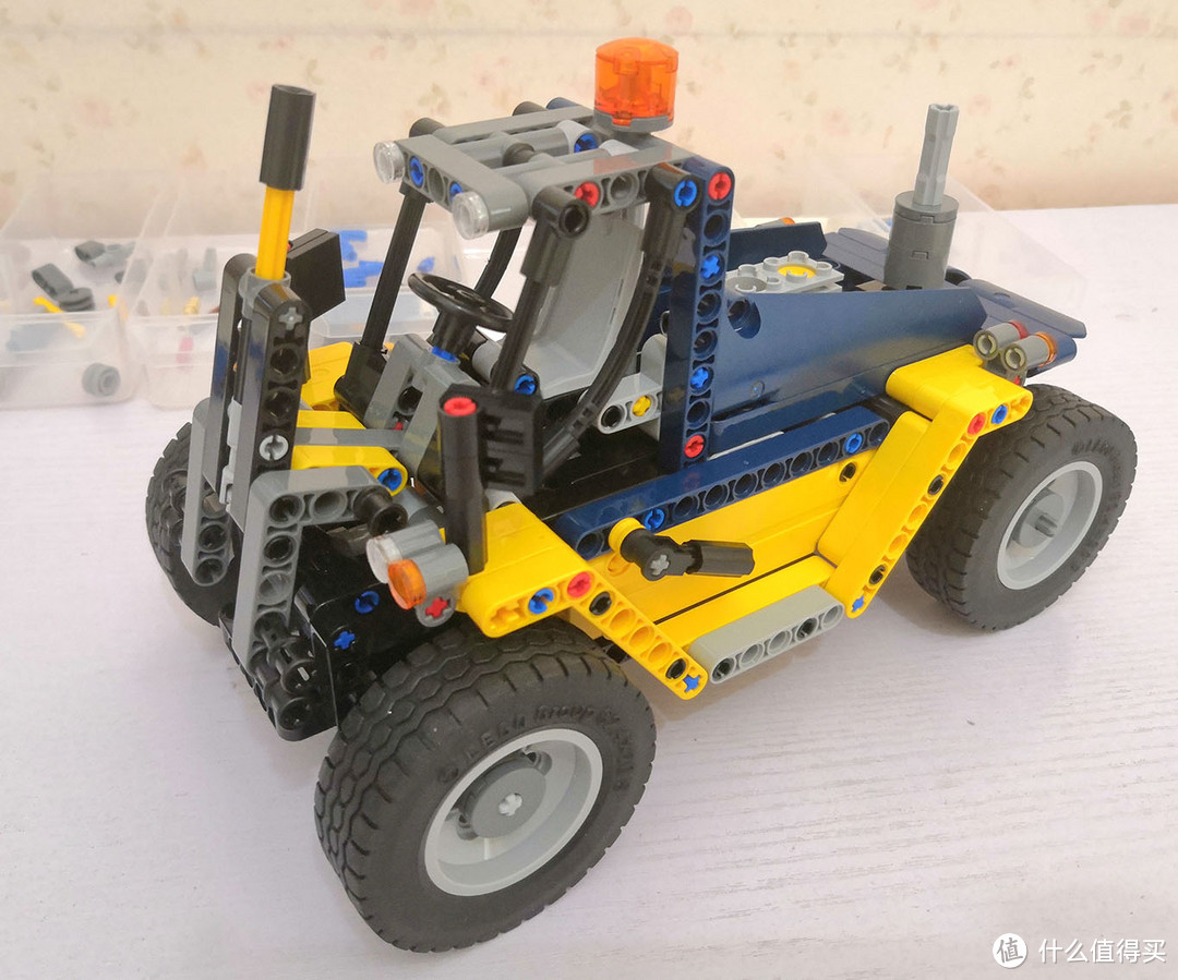 LEGO 乐高2018科技42079开箱及A模式-叉车 拼装体验