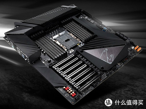 32相供电、7路PCIE：GIGABYTE 技嘉 发布 C621 AORUS XTREME 旗舰级主板